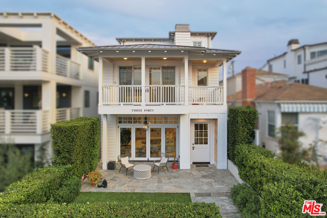 Thumbnail 340 6th St  Manhattan Beach, CA 90266